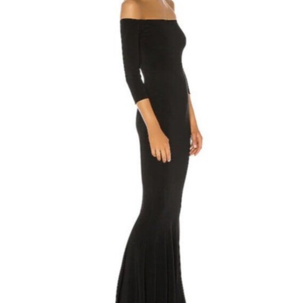 Norma Kamali Off the Shoulder Fishtail Gown in midnight Size S